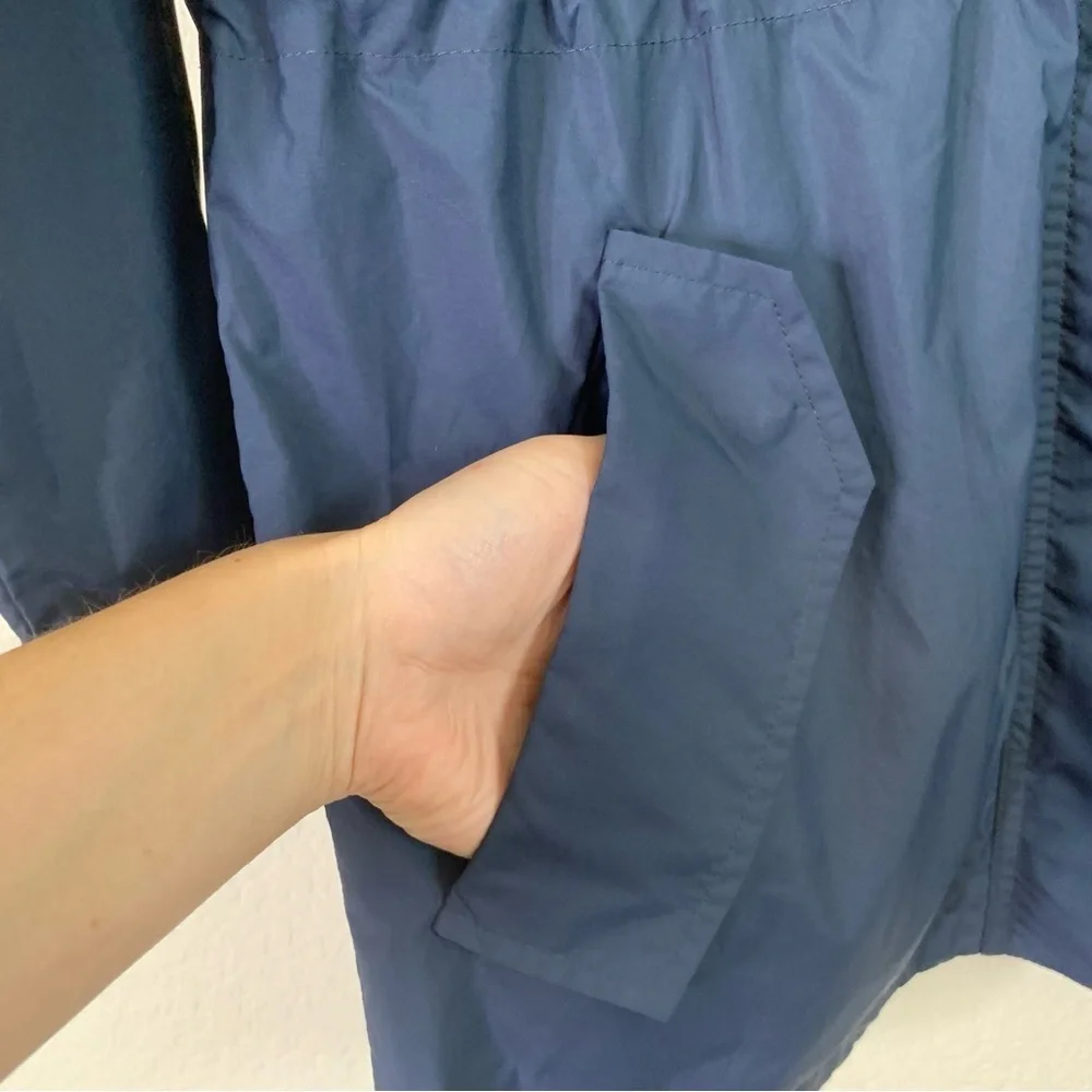 Everlane womens blue full zip hooded rain jacket XS